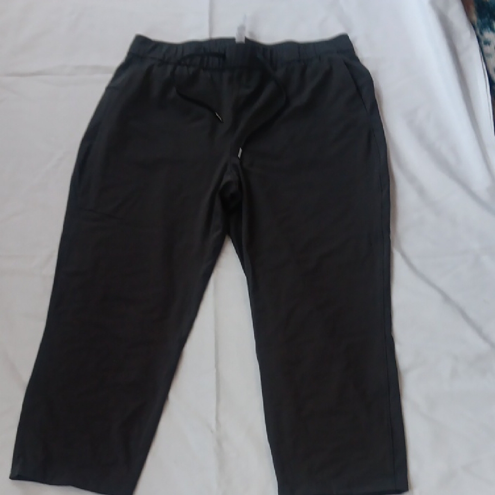 CRZ Yoga Women's Capri's